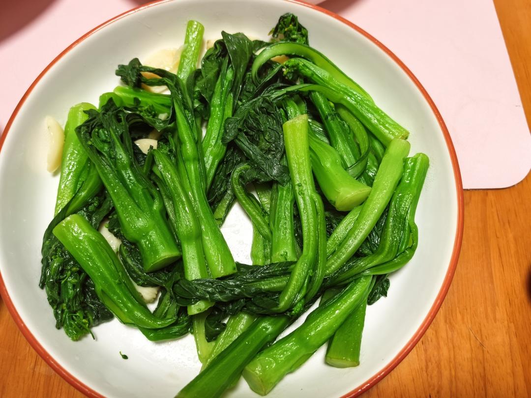 白灼菜心