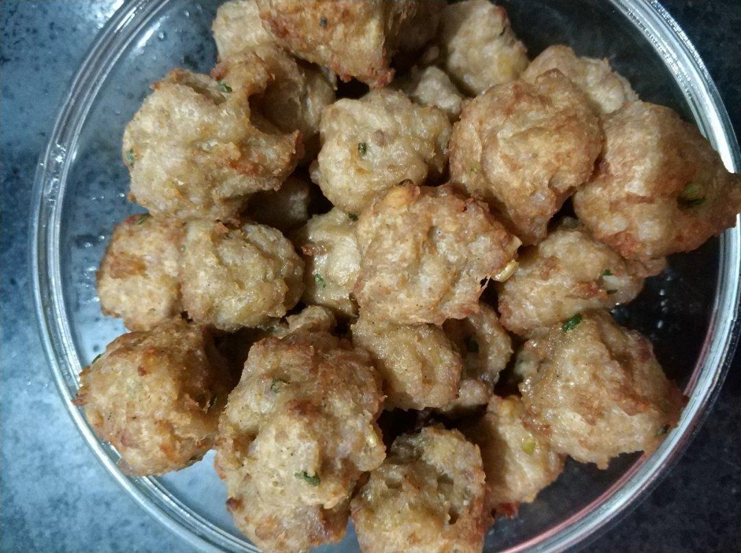 酥炸肉丸