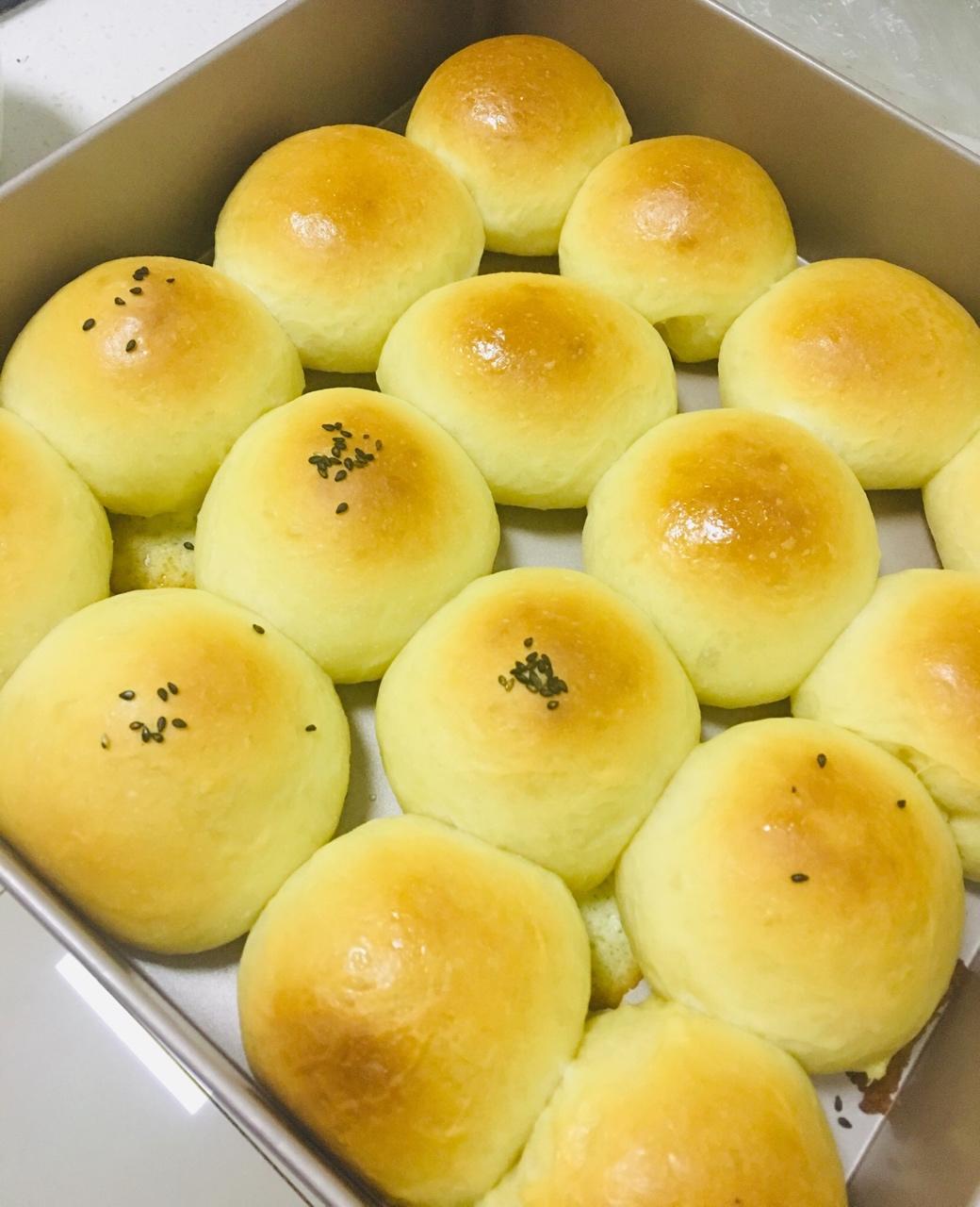鲜奶油小餐包（一次发酵）