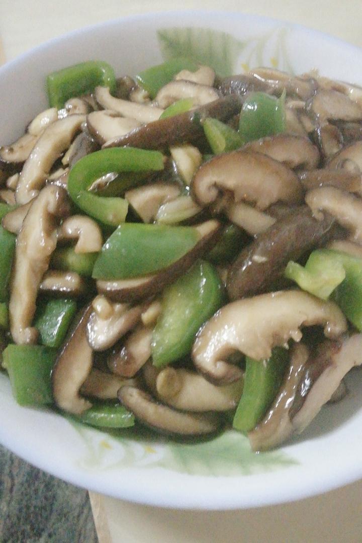 家常菜 蚝油蘑菇 纯娘.做的蚝油蘑菇 纯娘  .