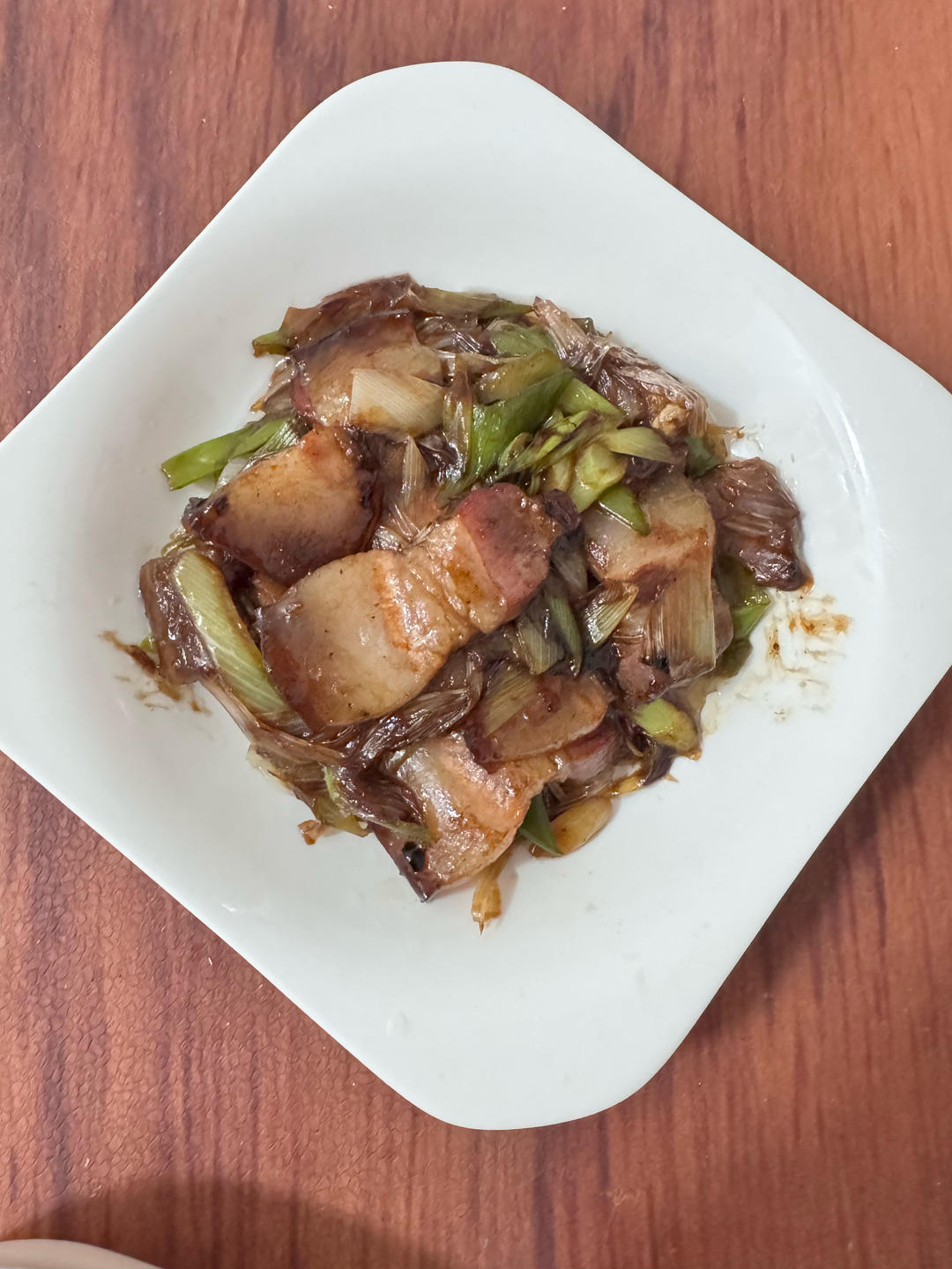 大葱炒腊肉（葱爆腊肉）