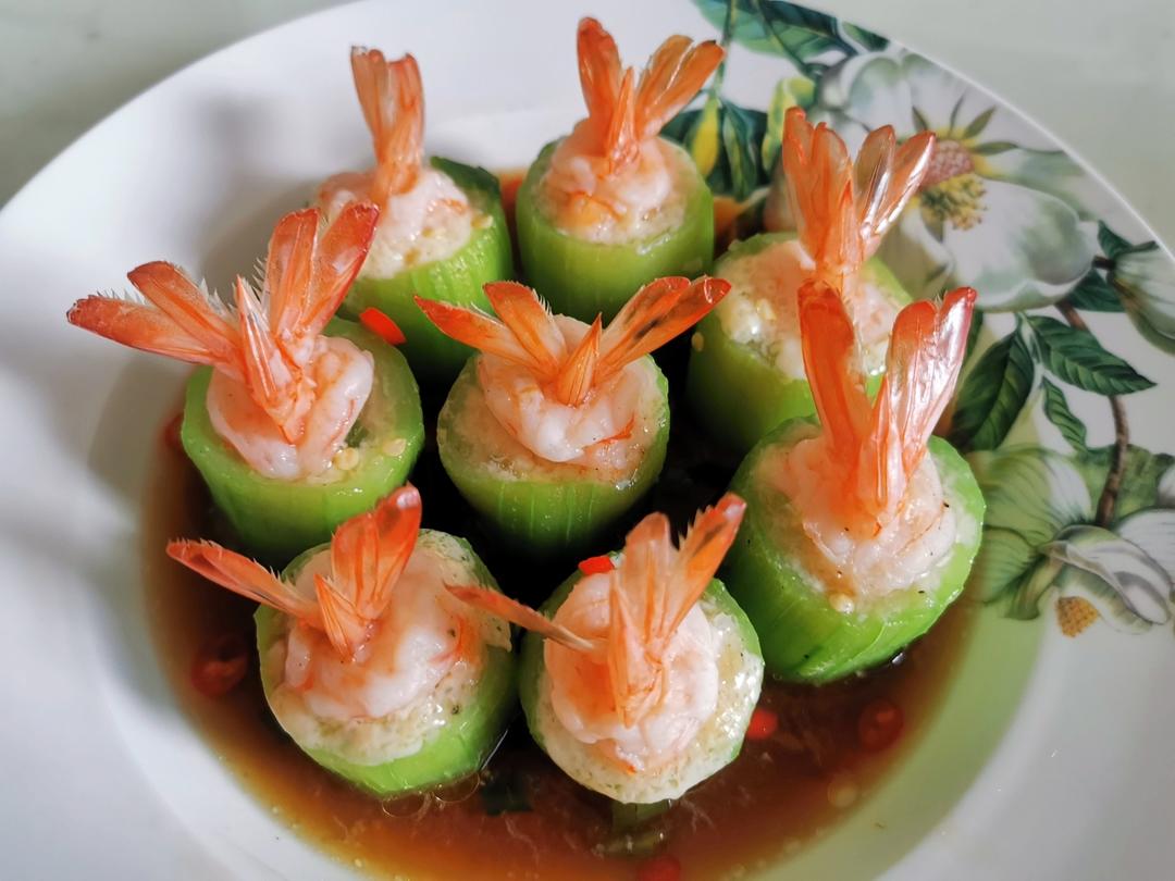 清热解火的丝瓜酿虾球