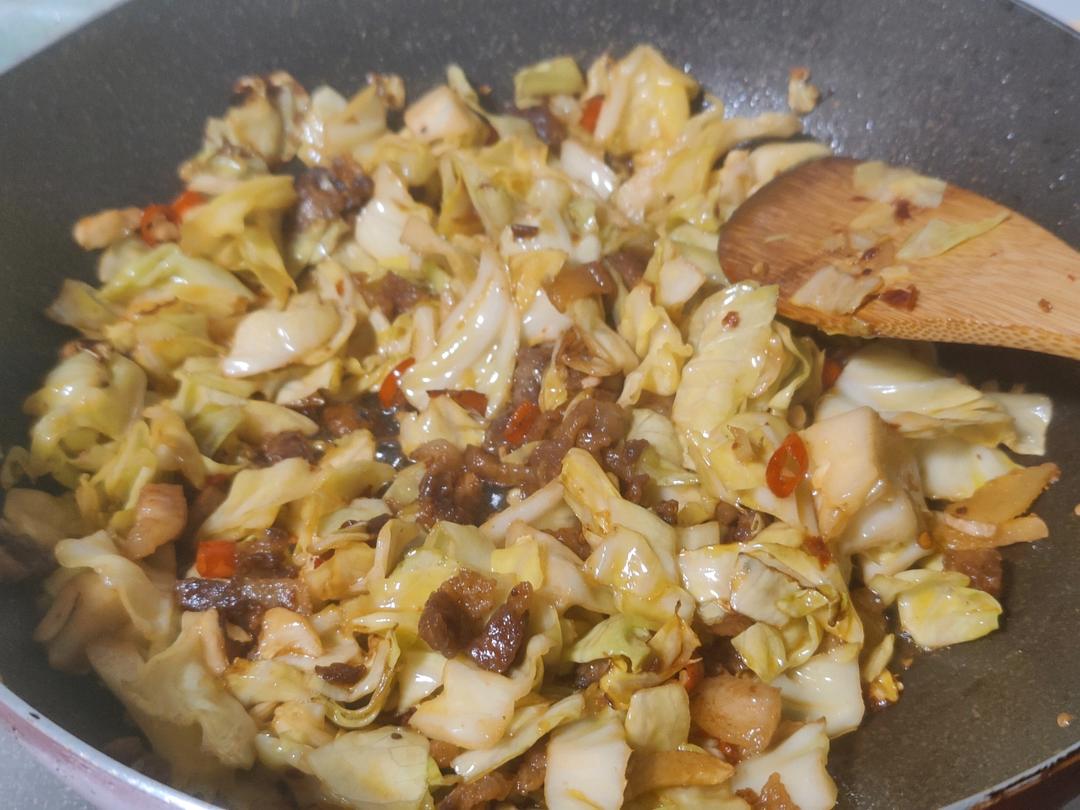回锅肉包菜