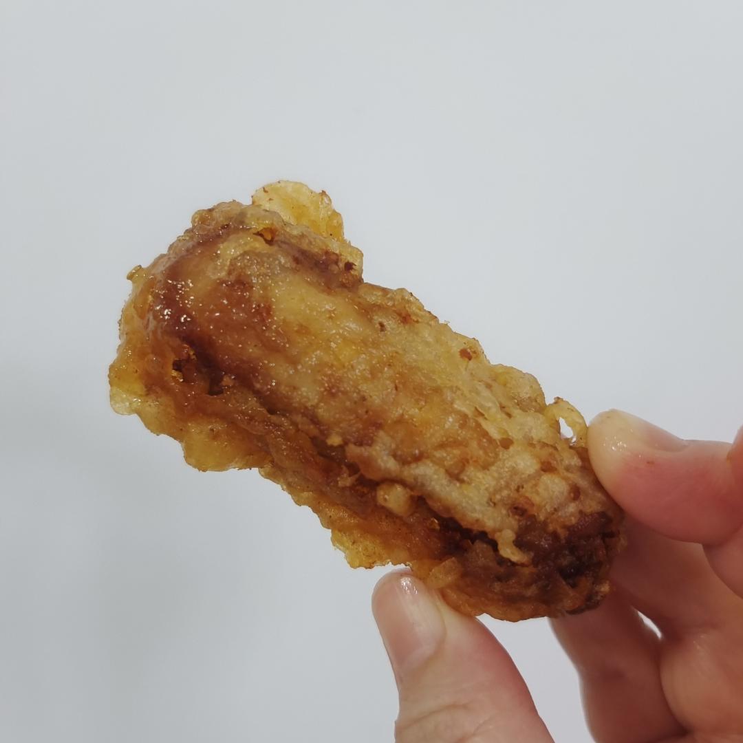 香酥鲫头鱼——万用脆炸面糊（可炸制小平子鱼、带鱼、小鳎目鱼和蔬菜）