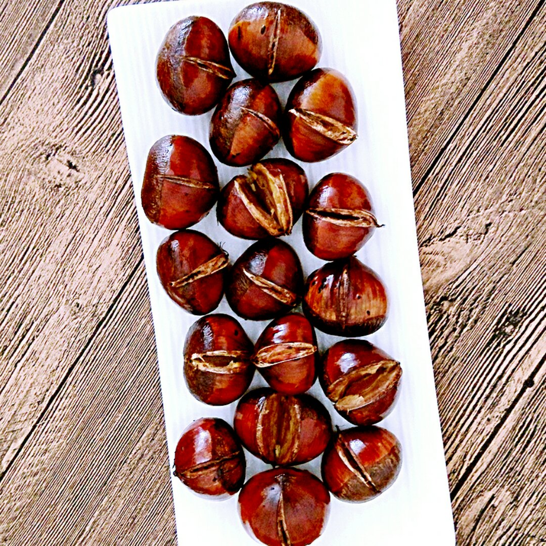 慵懒美丽的栗子