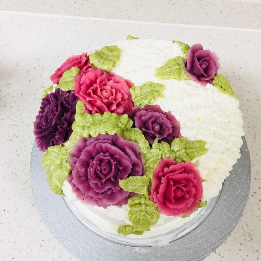 【小芳猫】家中DIY奶油蛋糕