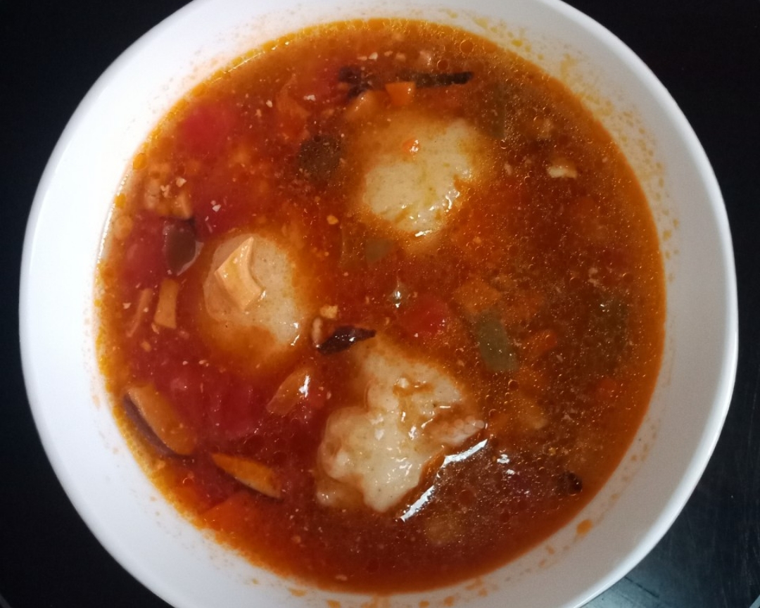 最简单的奶油番茄鱼丸汤的做法