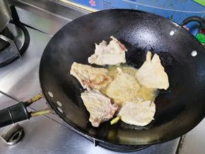小油豆腐烧排骨的做法 步骤3