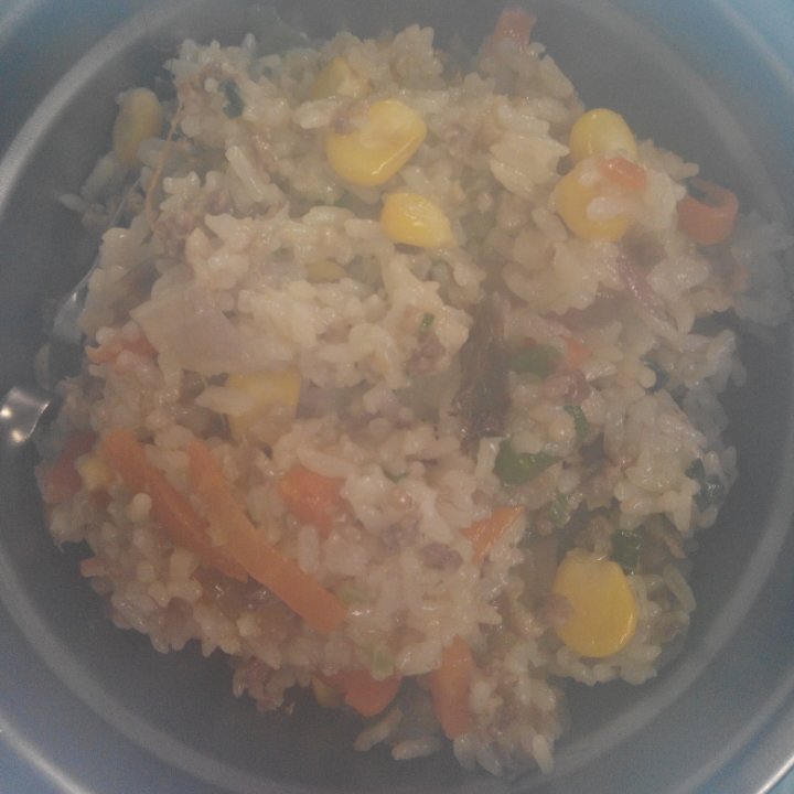 喷香羊肉焖饭