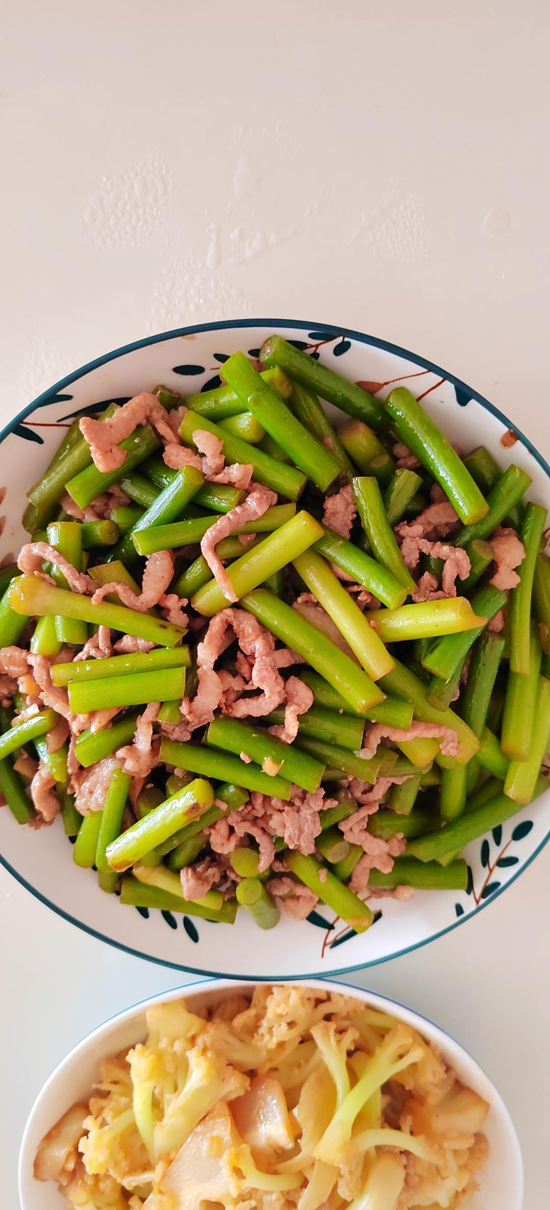 蒜薹炒肉丝