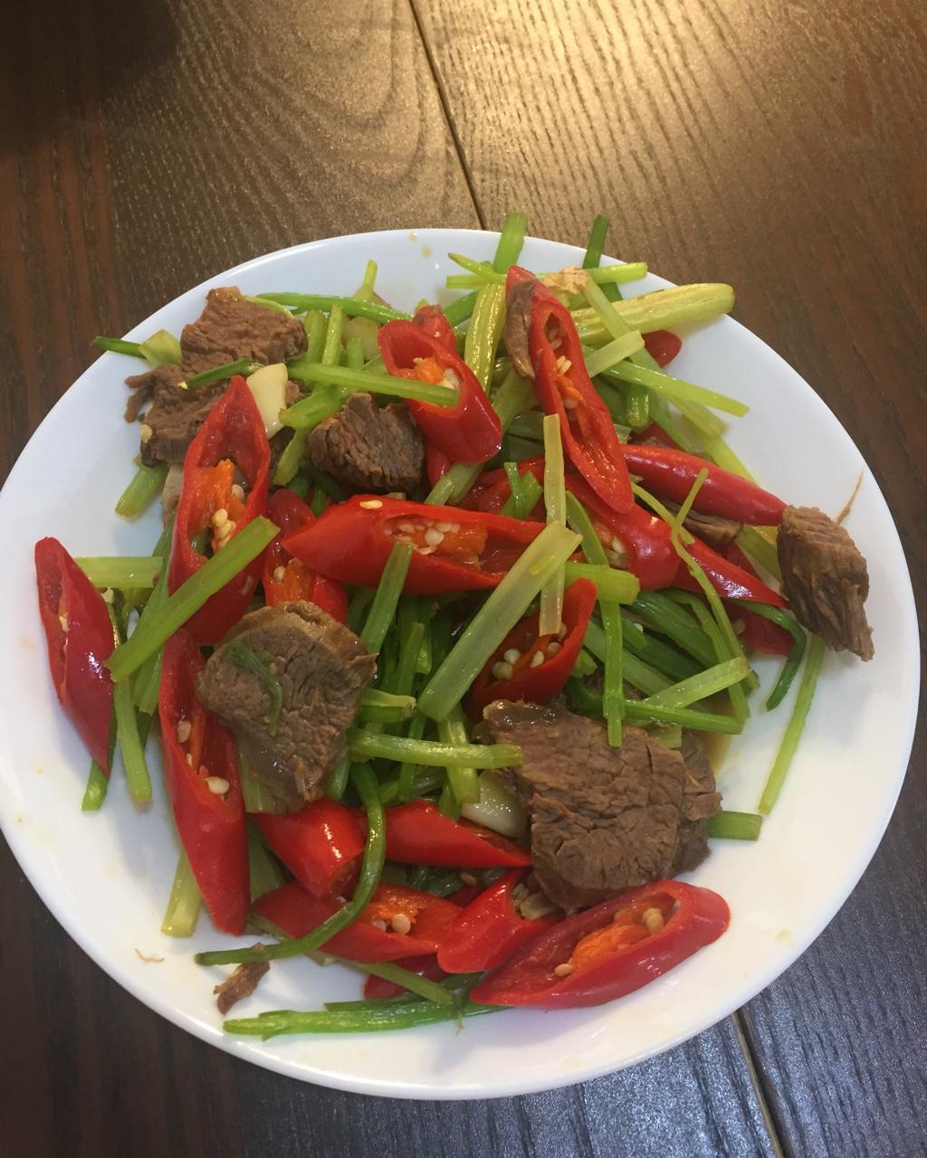 炒牛肉