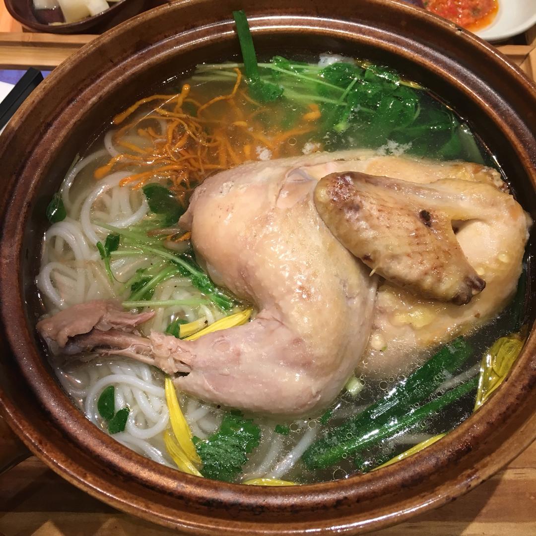 Ly总