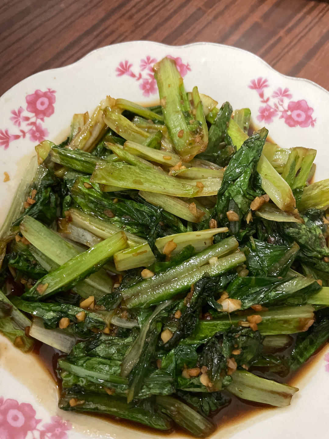 蒜蓉耗油清炒油麦菜，减脂快手菜，宝宝超爱，傻瓜步骤，屡试不爽，好吃且下饭，鲜香爽口！！