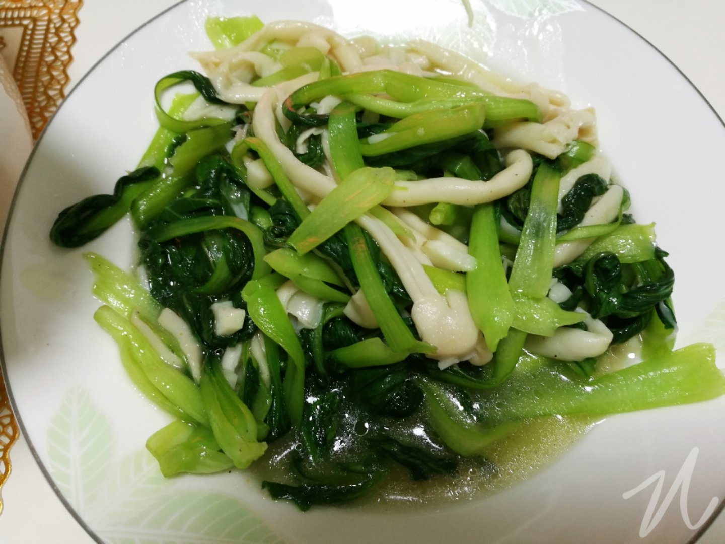 蟹味菇炒青菜