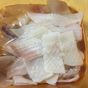潮汕风味，鱿鱼粥的做法 步骤2