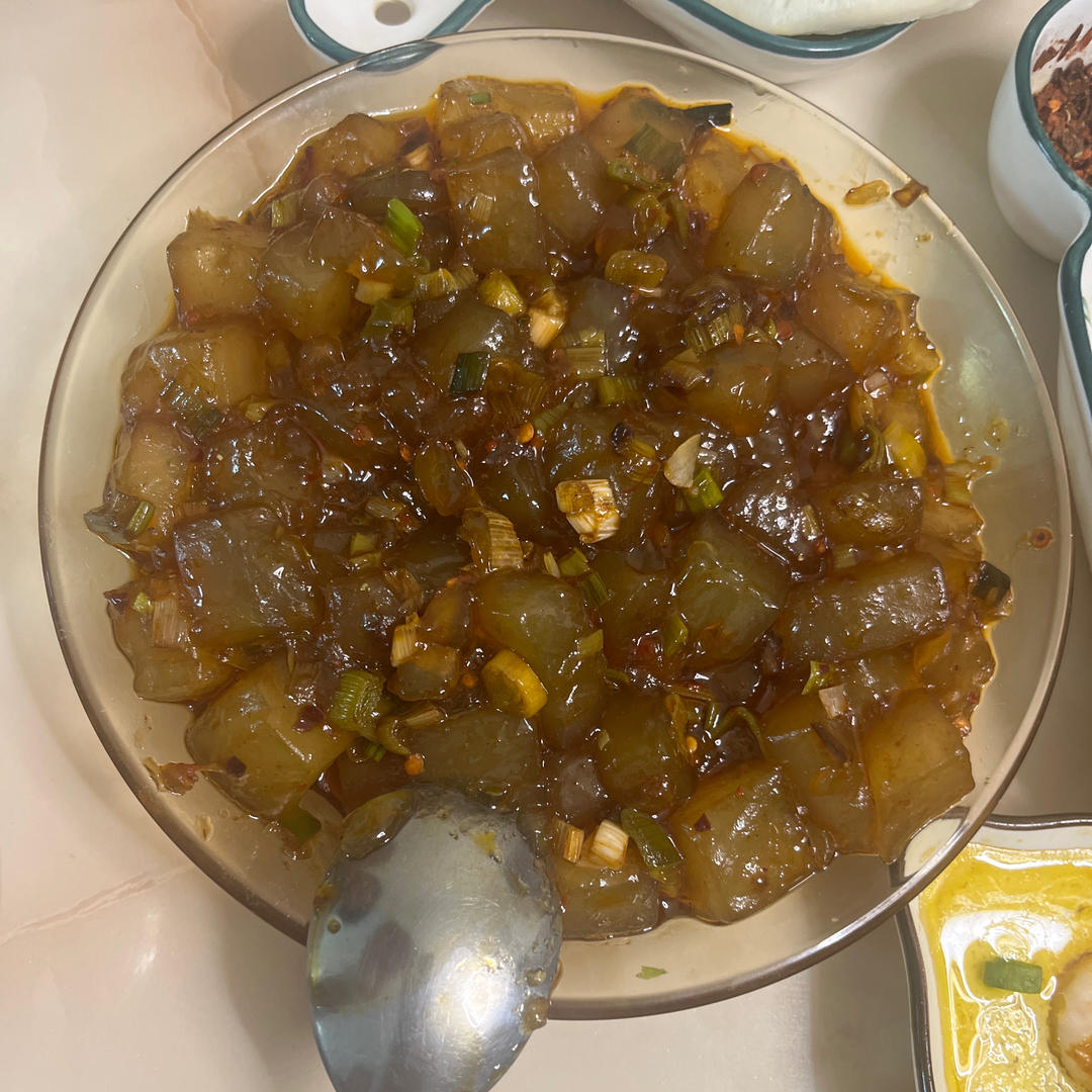 蒜香浓郁的炒凉粉😋