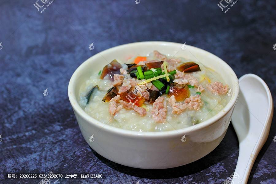 皮蛋瘦肉粥