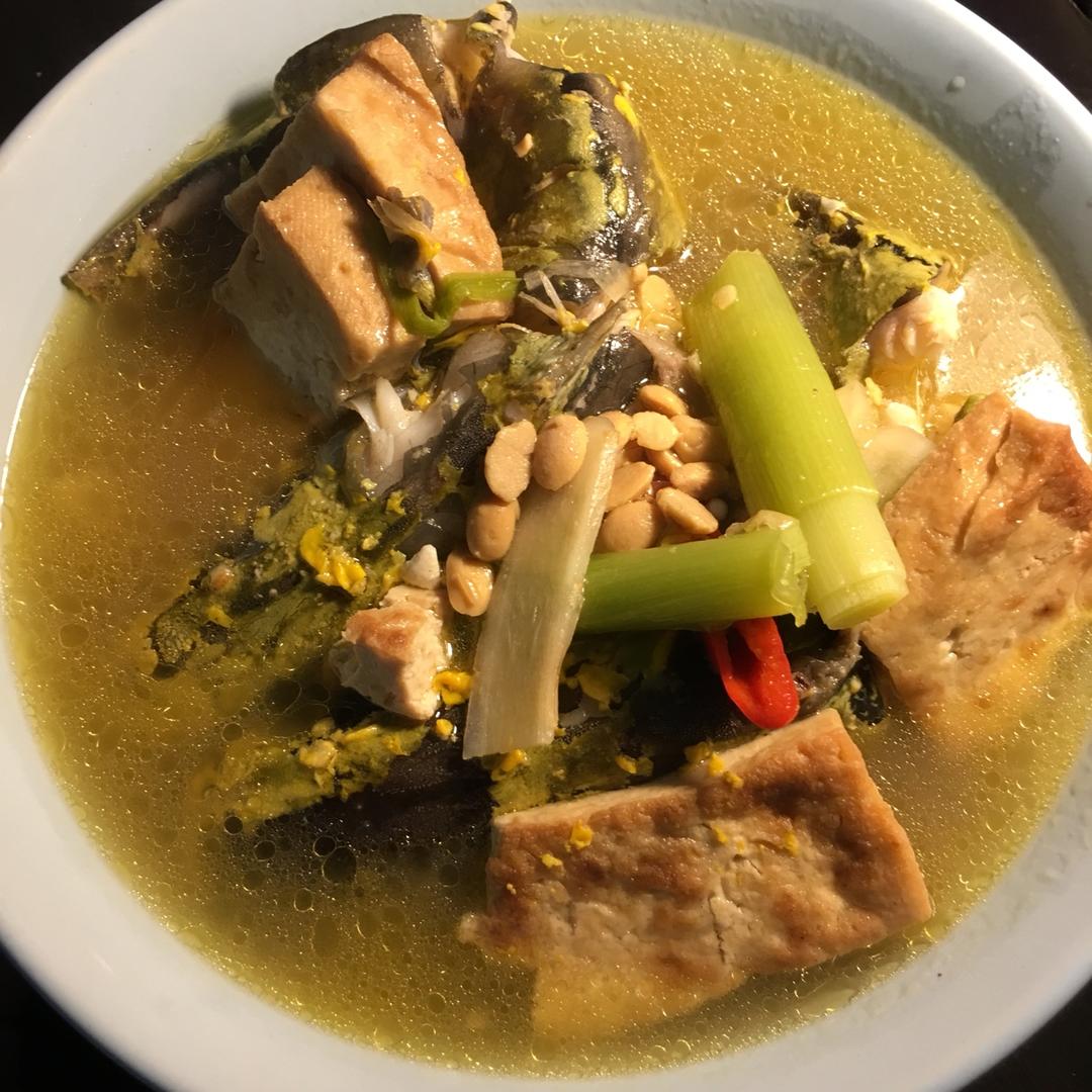 黄骨鱼豆腐汤