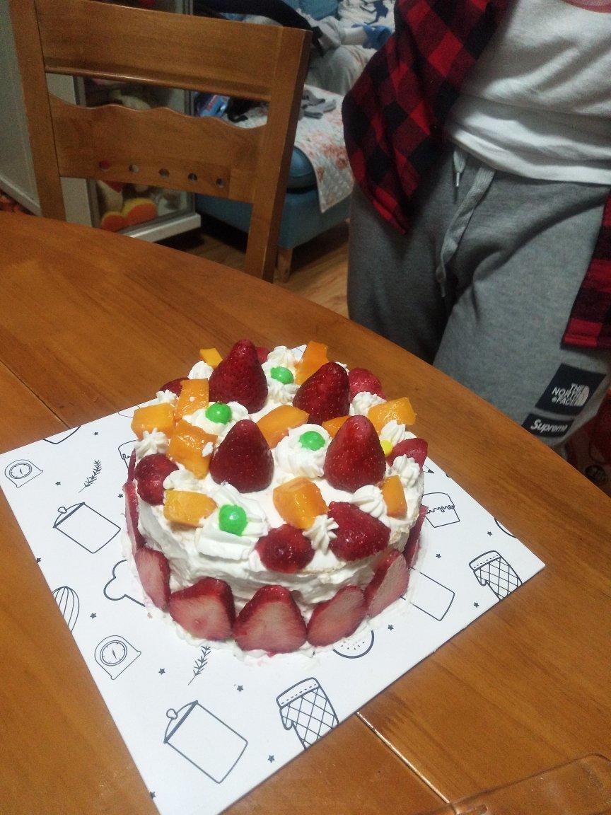 超级简单的味多美同款生日蛋糕（6寸），新手也能高度还原