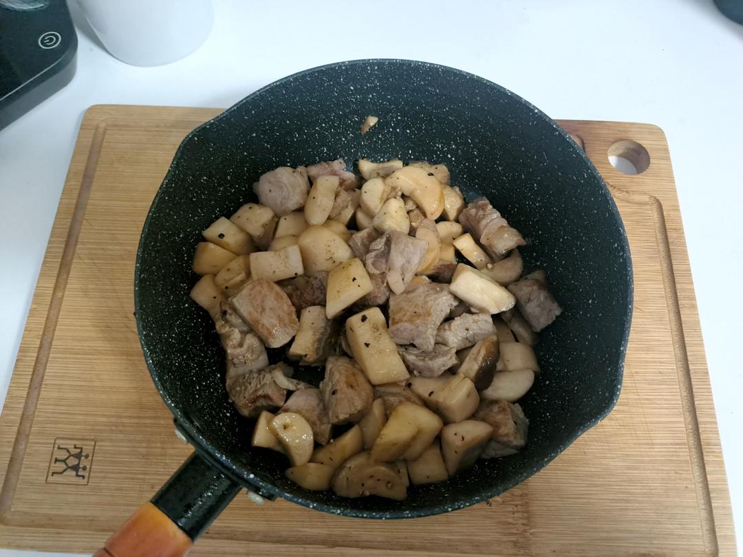 杏鲍菇牛肉粒