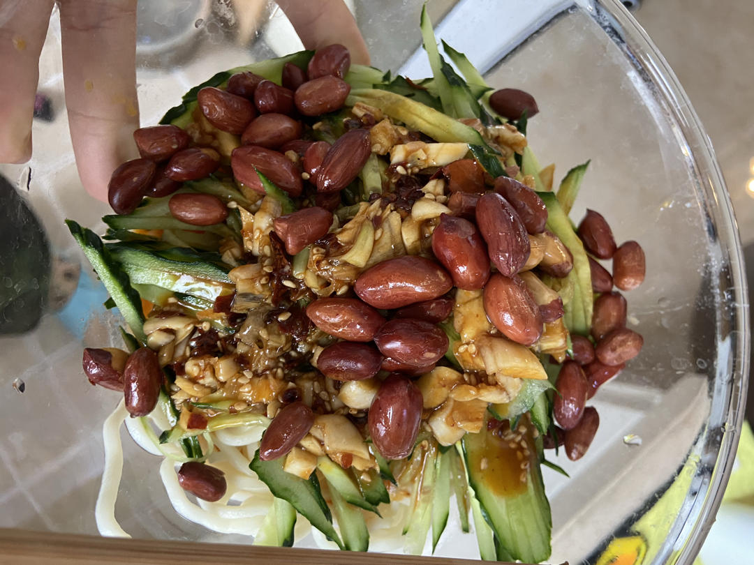 酸辣凉拌面，天热就爱吃这口