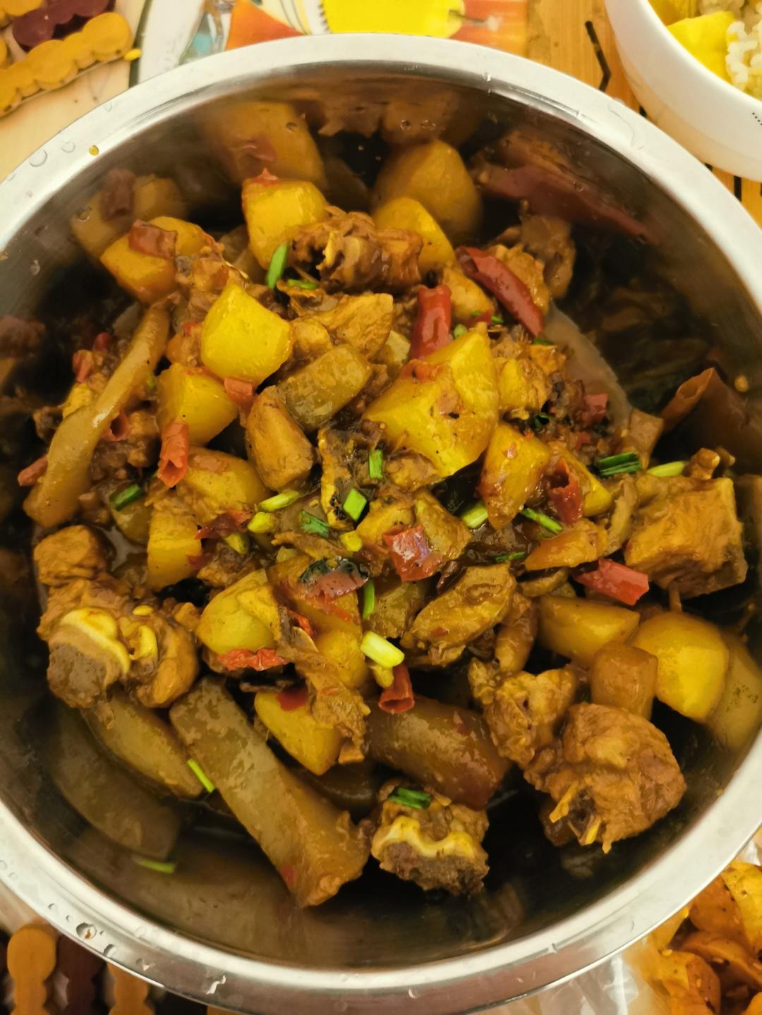 土豆烧鸡（非常下饭哦~）