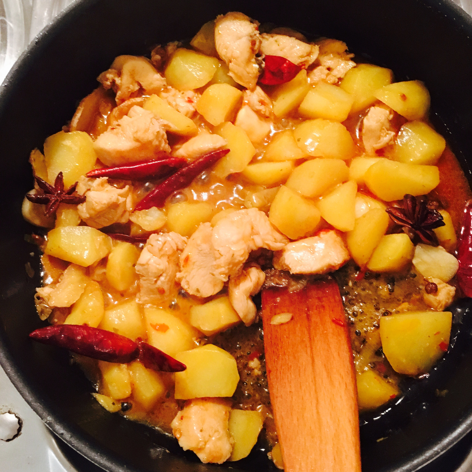 土豆炖鸡翅（快手零失败）