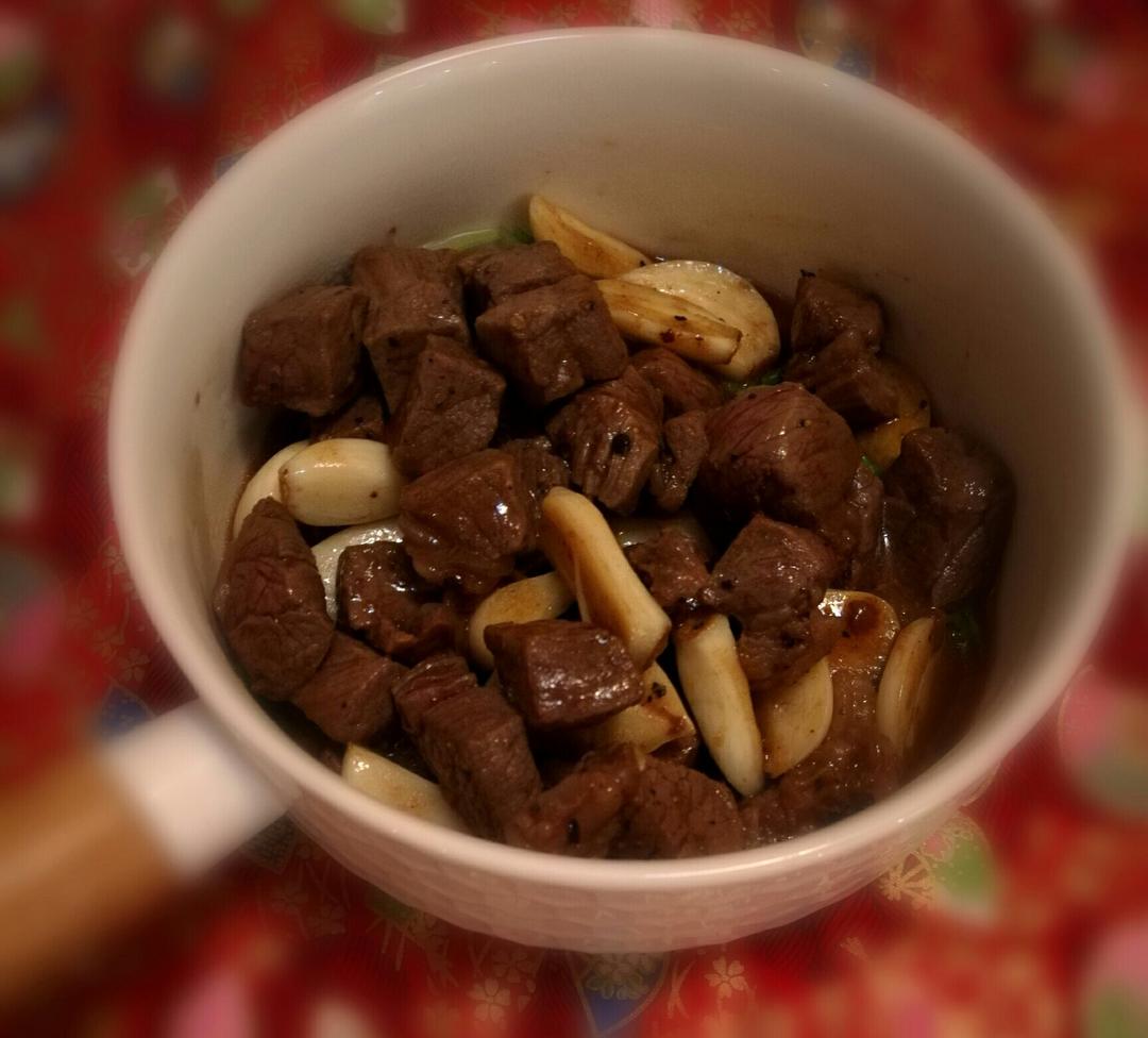 十分钟快手蒜子牛肉粒（四连发菜谱）
