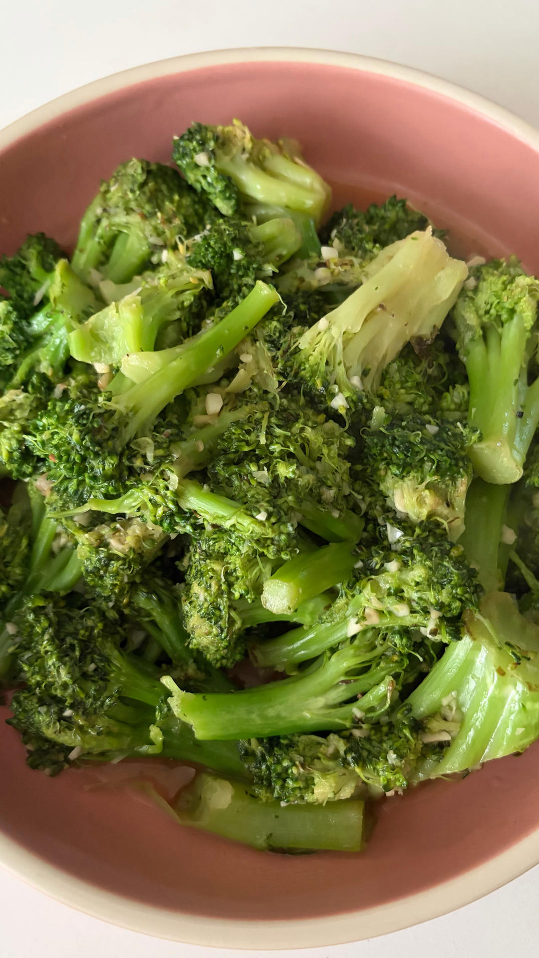 好吃到爆的耗油蒜蓉西兰花(从不修图，喜欢请关注)