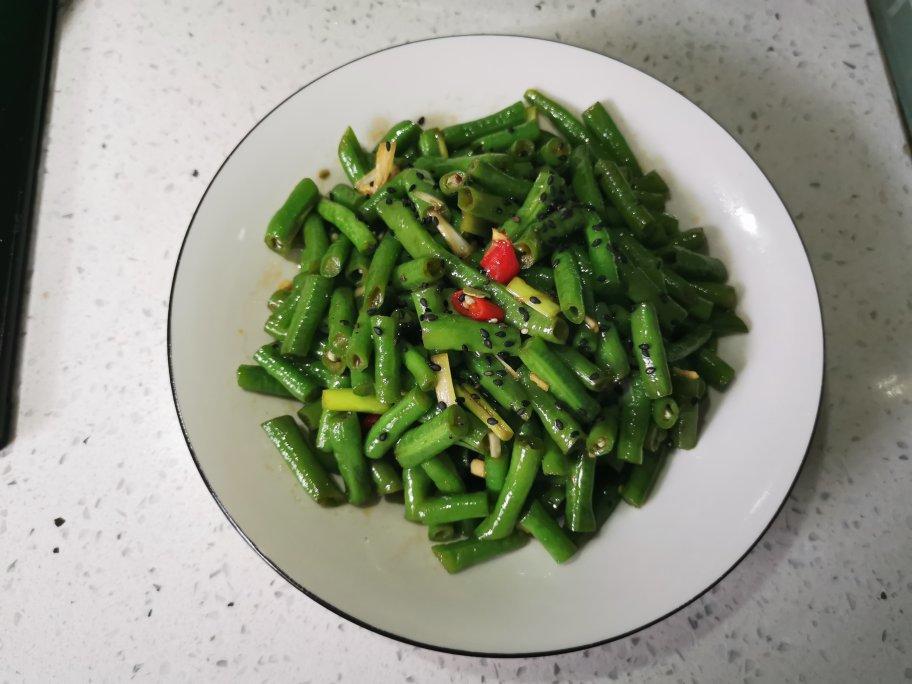 凉拌芝麻酱豇豆