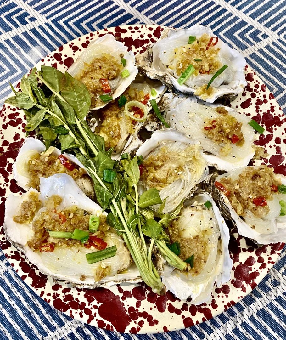 蒜蓉粉丝蒸生蚝