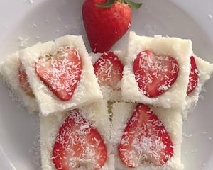 草莓椰奶冻🍓～5种食材超简单的做法 步骤2