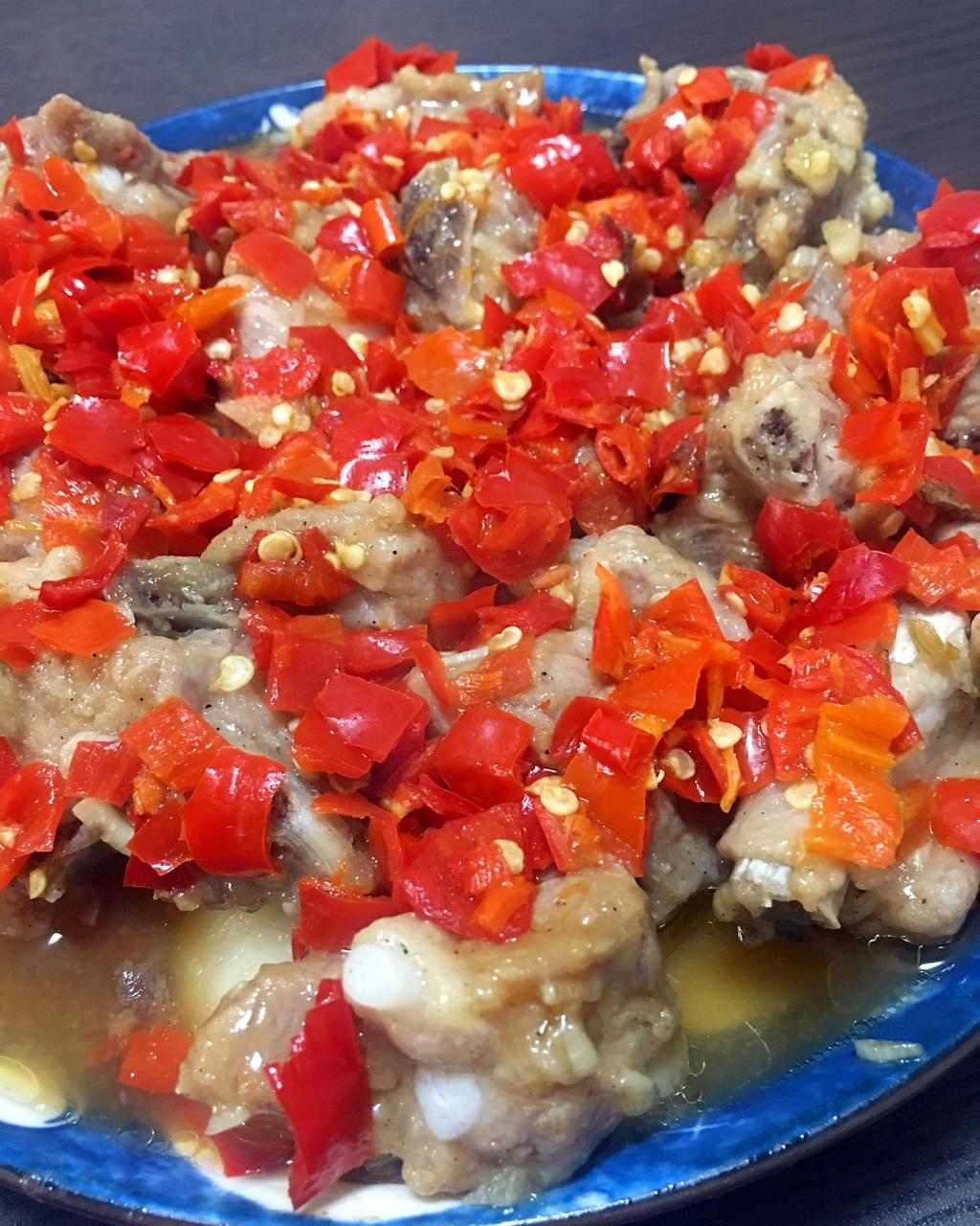 嘉敏君做的〔湘菜〕豆豉剁椒蒸排骨