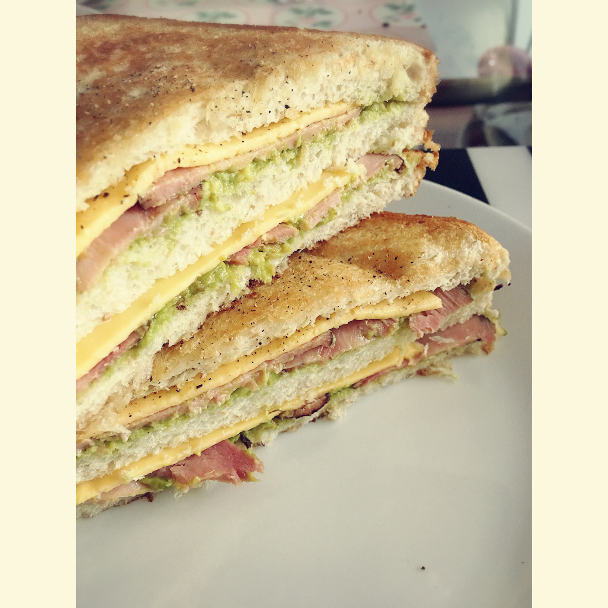 牛油果早餐三明治 Avocado Breakfast Toasted Sandwich