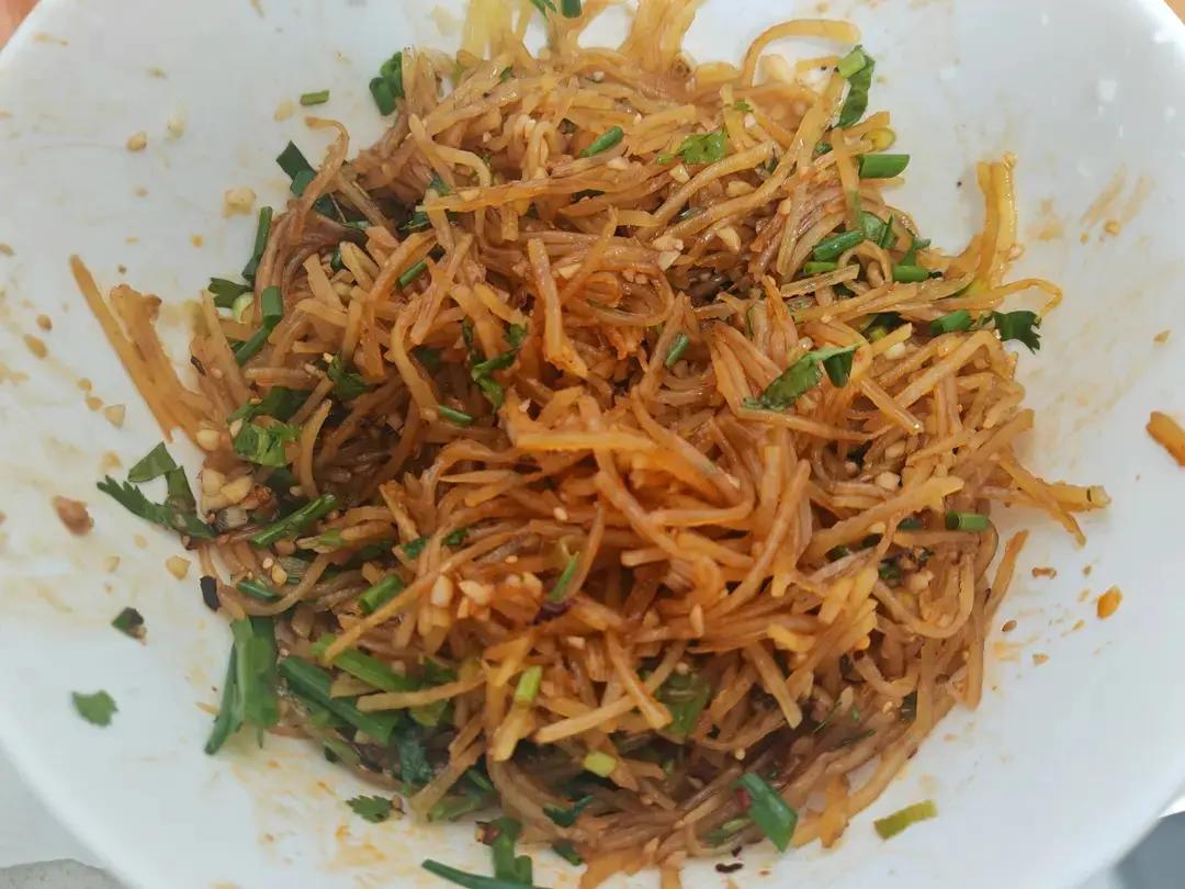 香辣开胃的凉拌土豆丝