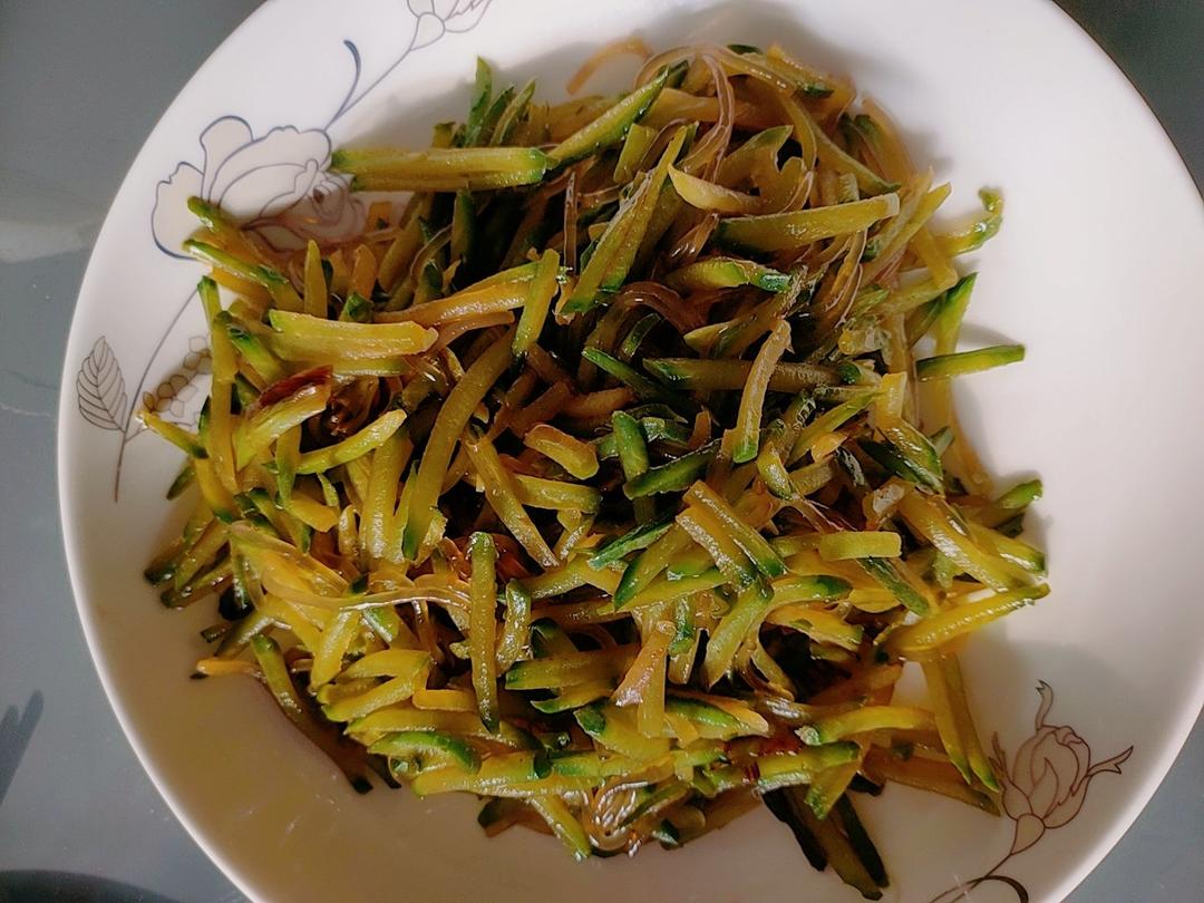 萝卜丝炒粉条