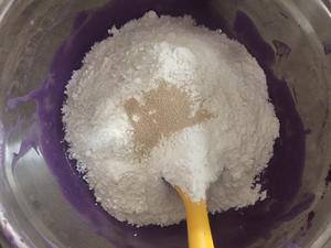 紫薯燕麦牛奶馒头的做法 步骤3