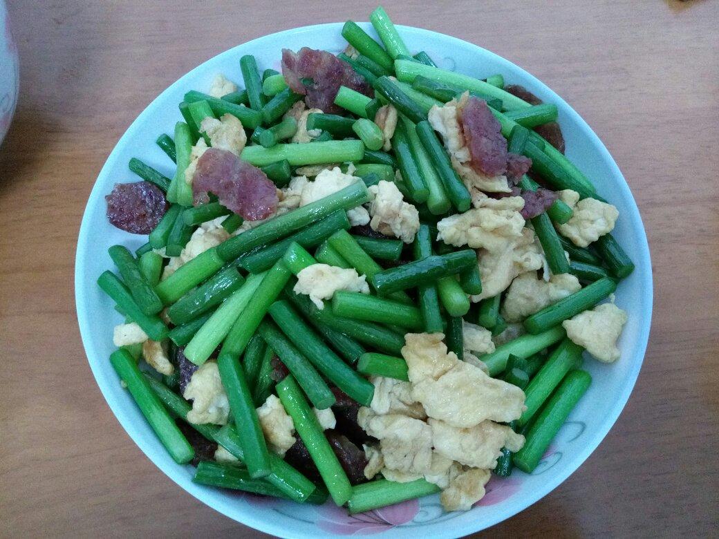 蒜薹炒鸡蛋
