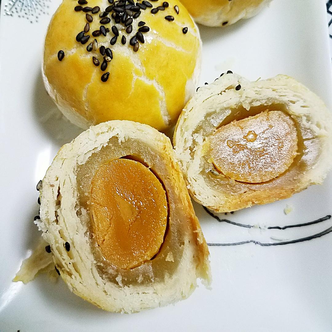 蛋黄酥：抹茶酥：（奶黄味）