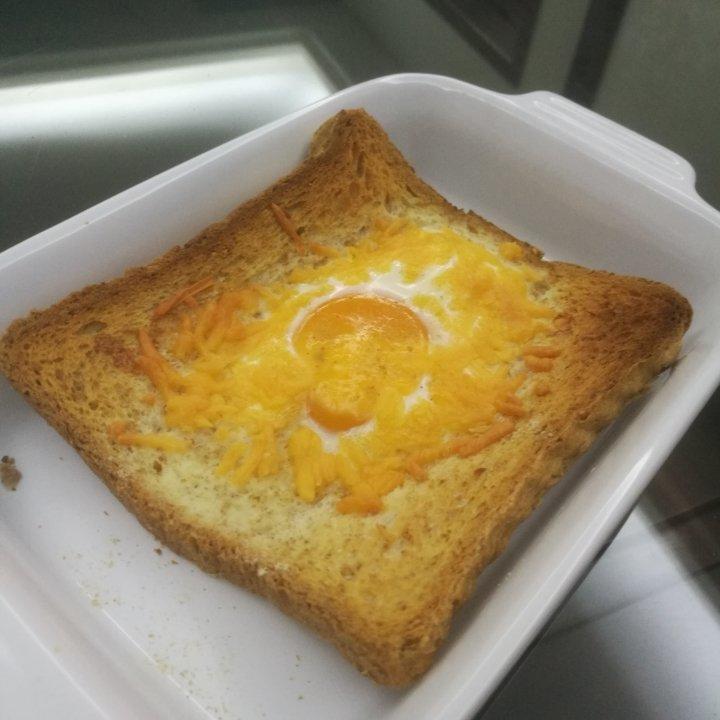 芝士鸡蛋三明治🥪-快手早餐！酥脆美味！