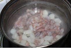 韭菜海鲜杂粮碗的做法 步骤3