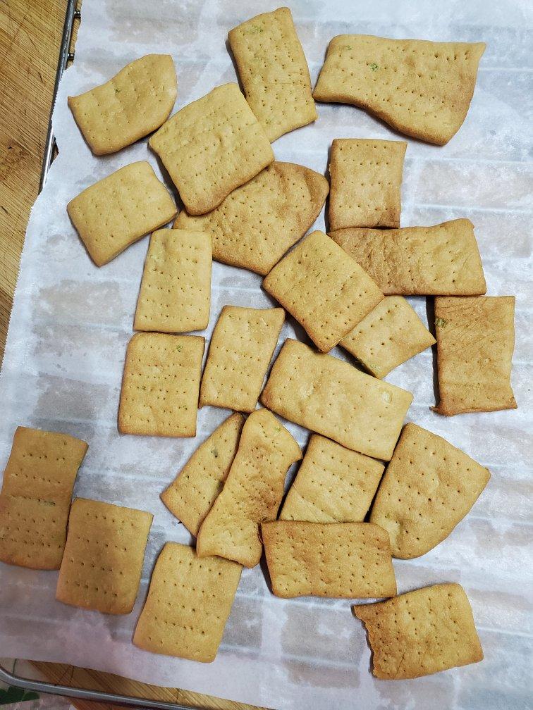 葱香苏打饼