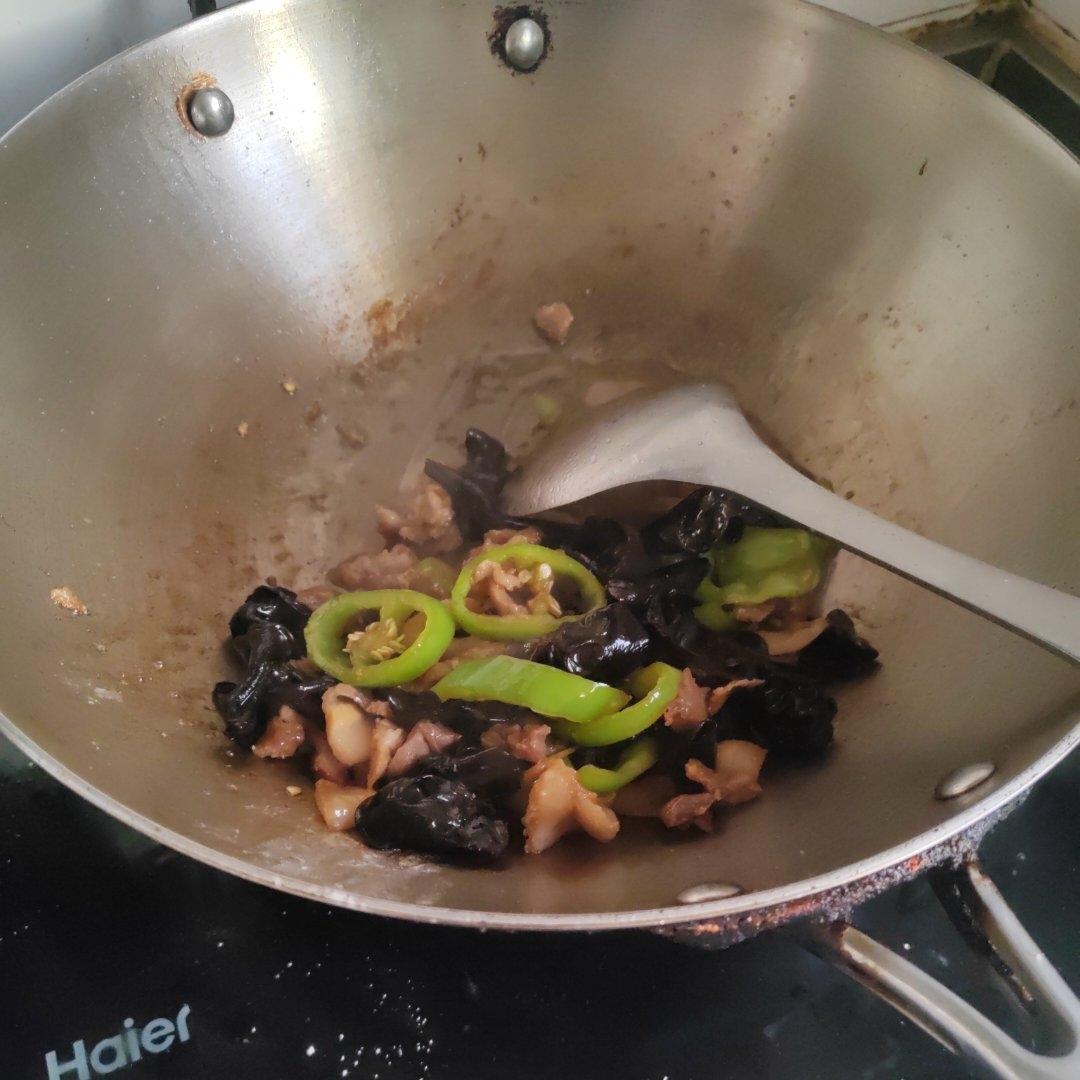 超简单家常木耳炒肉