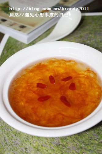 冰糖炖血燕的做法