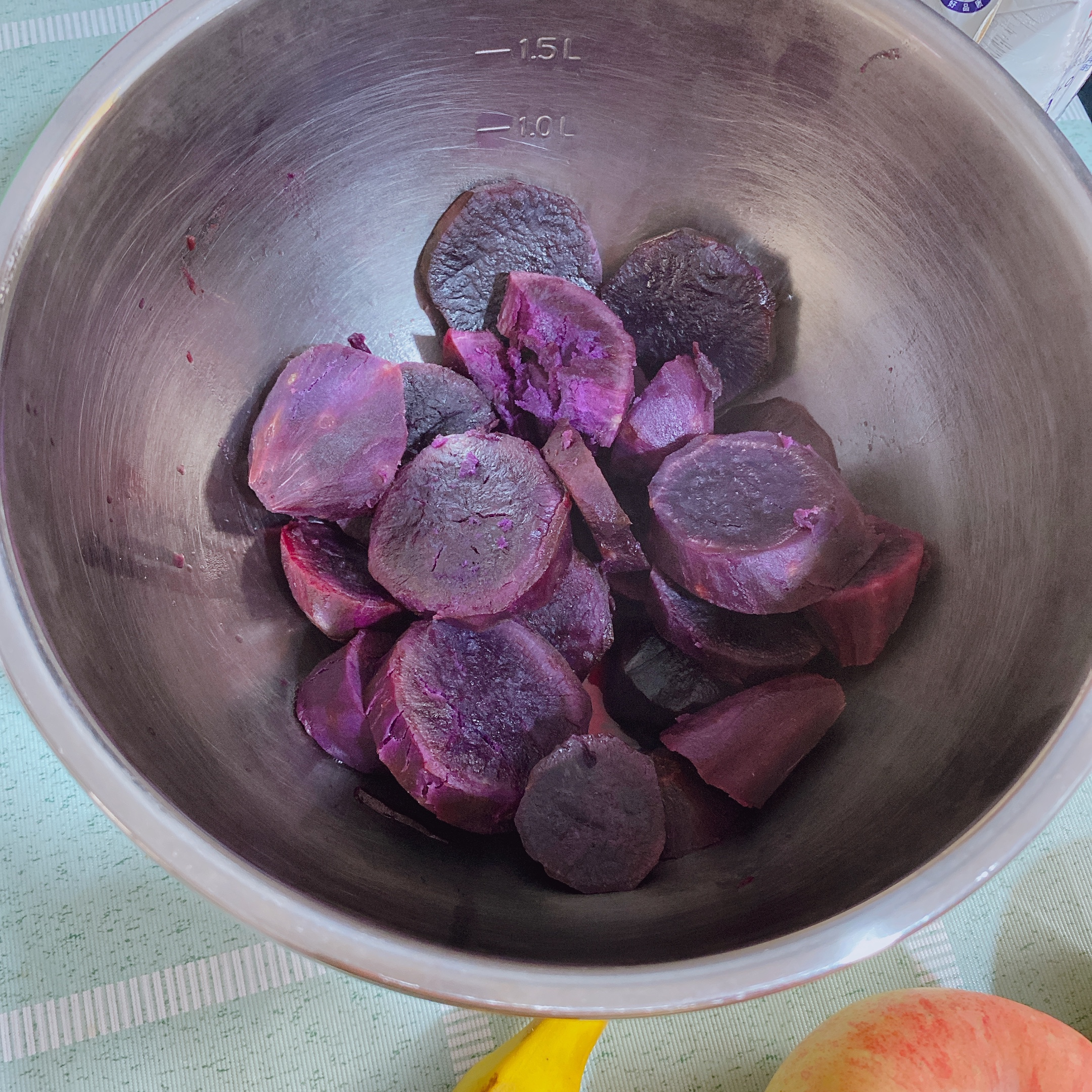 芒果🥭紫薯🍠酸奶捞的做法 步骤1