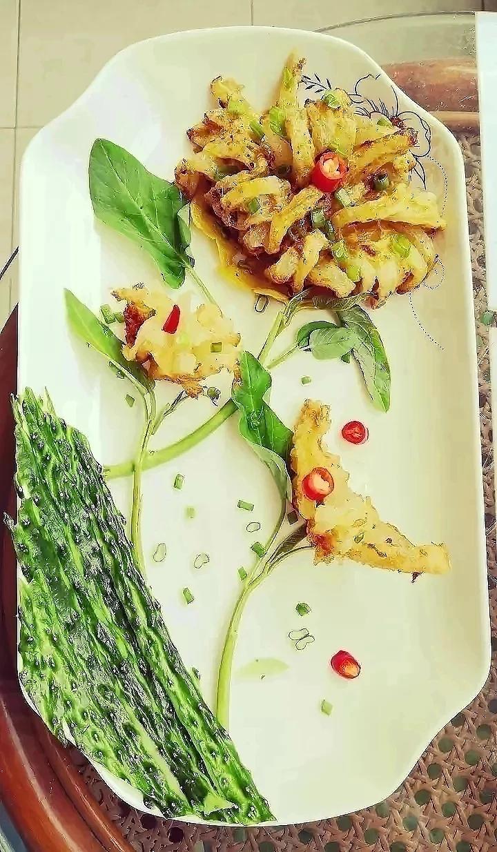 油爆开背大虾芦笋
