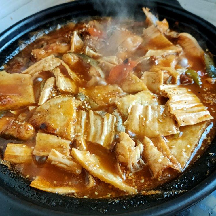 三汁焖锅清江鱼