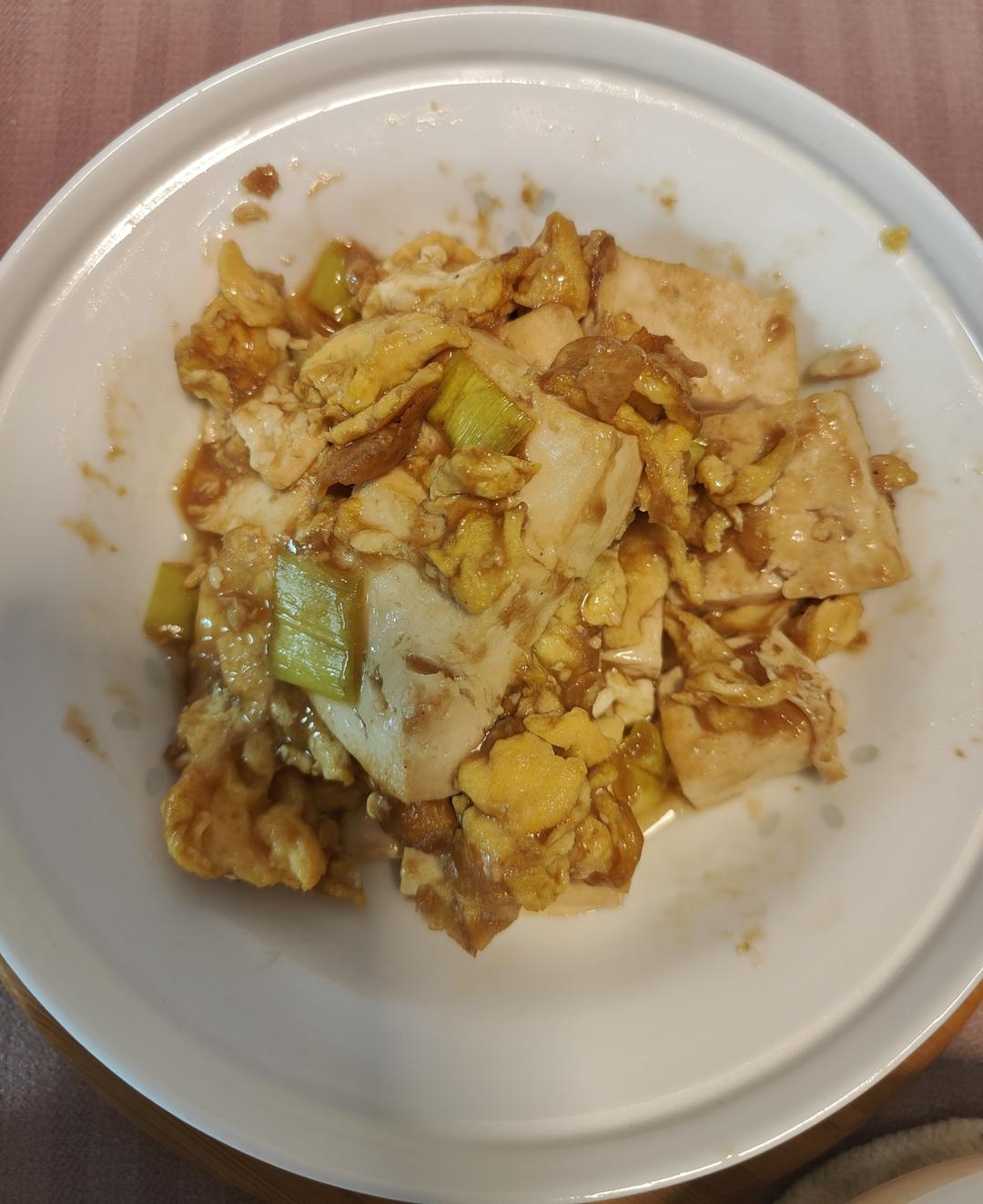 鸡蛋炒嫩豆腐