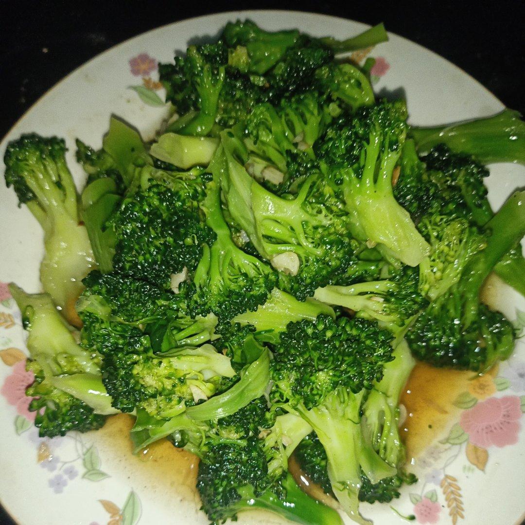 蚝油蒜蓉西兰花