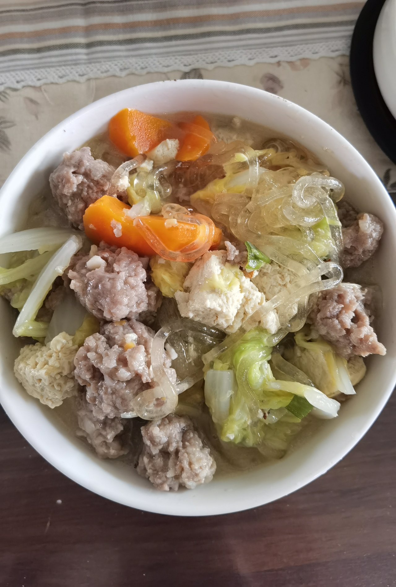 白菜炖冻豆腐粉条的做法